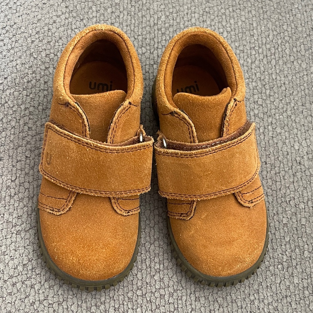 Umi Kids Moccasins in Rich Tan Suede